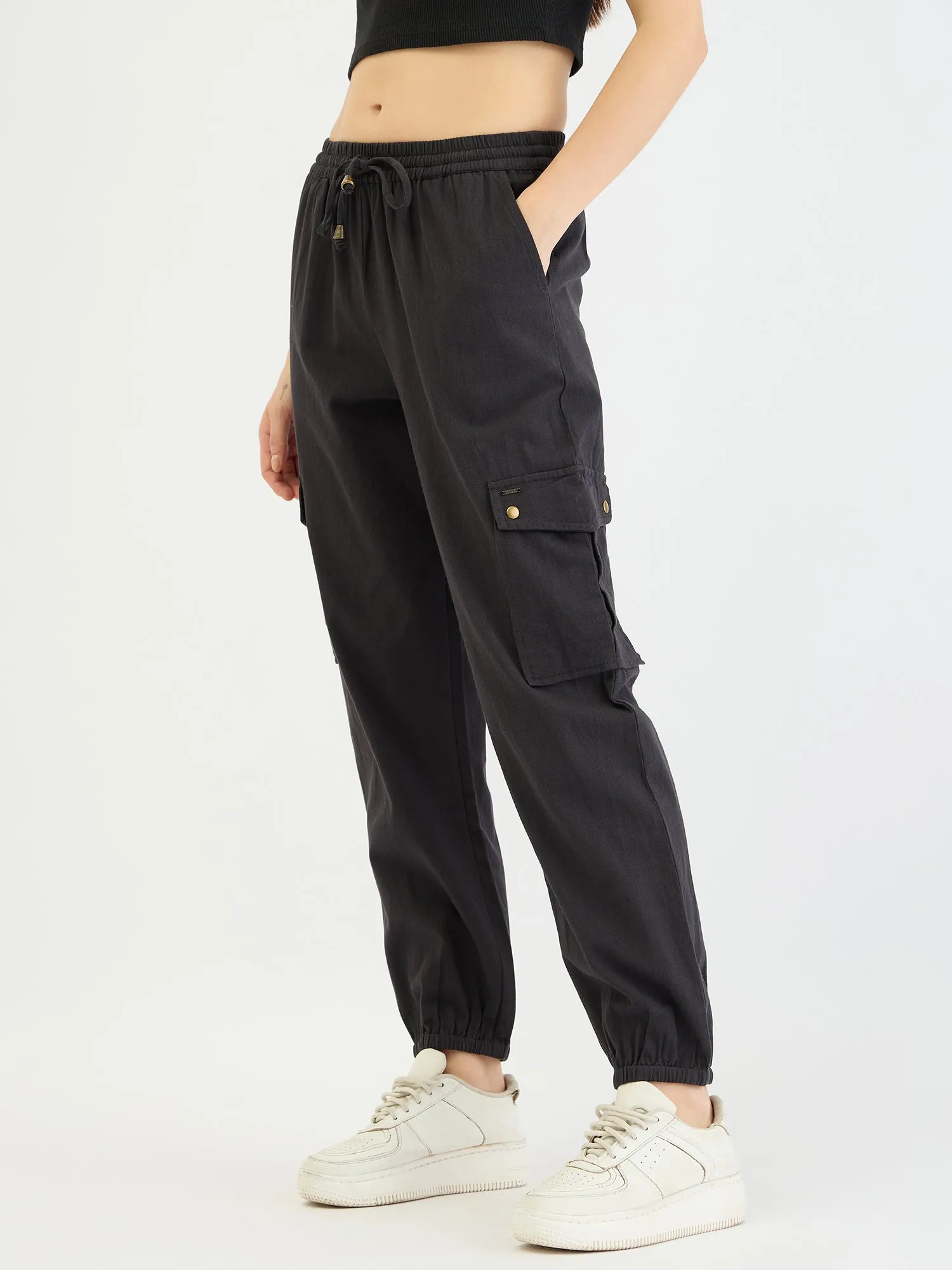 Elle Women Black Relaxed Fit Solid Jogger