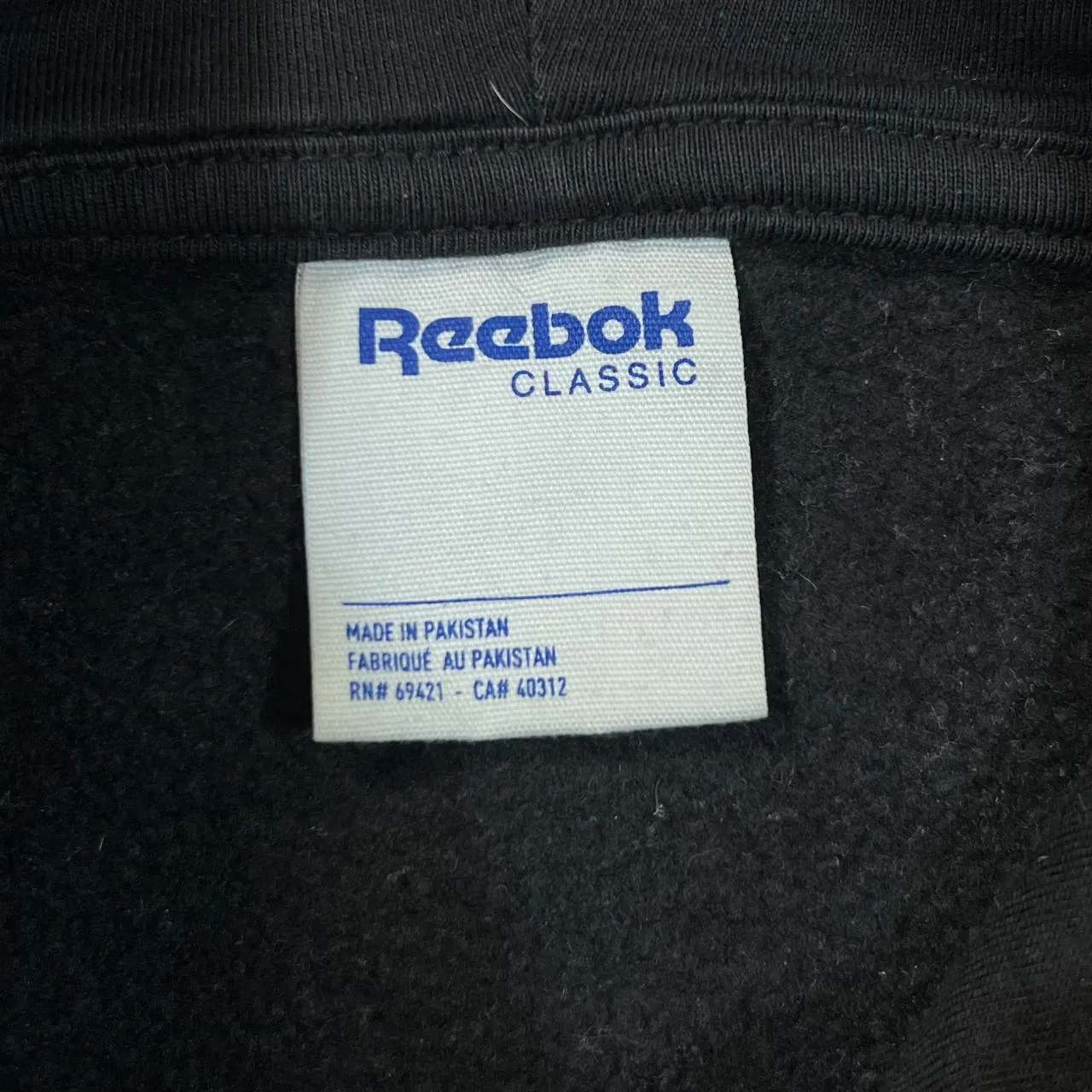 REEBOK CLASSIC Big Logo Spellout Graphic Black Pullover Hoodie